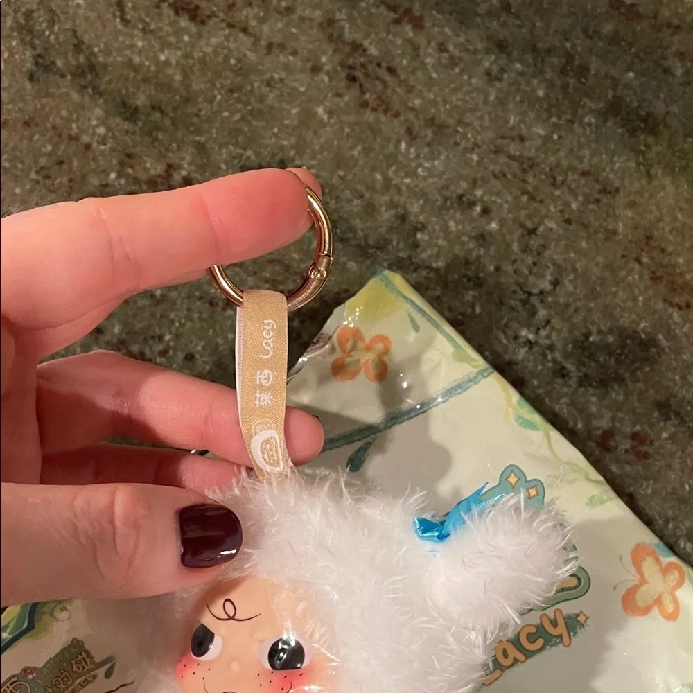 Little Bichon Matchy-Lacy Keychain New in Box - Picture 6 of 7